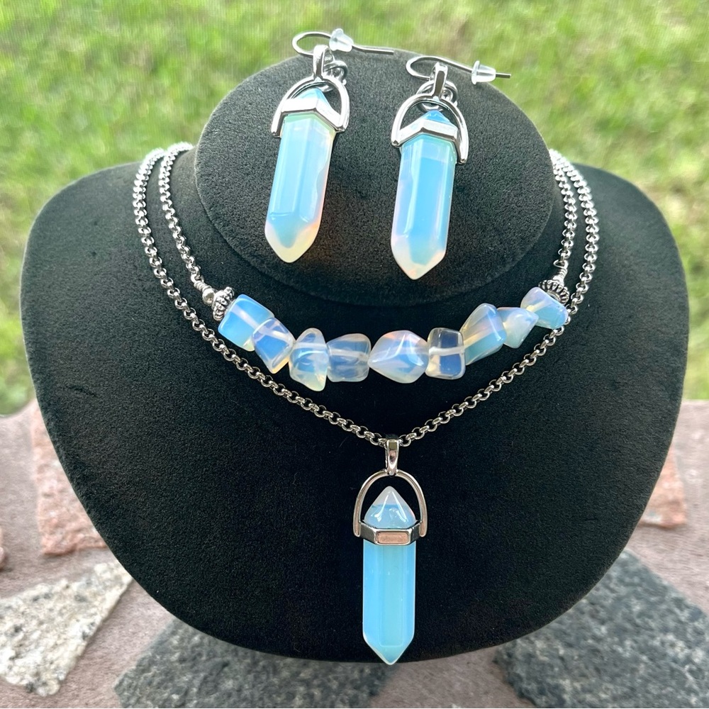Set ! Iridescent opalite bullet necklace + earrings winter xmas ice princess
